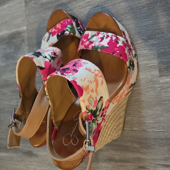 Floral Wedge Sandals - Picture 1 of 5
